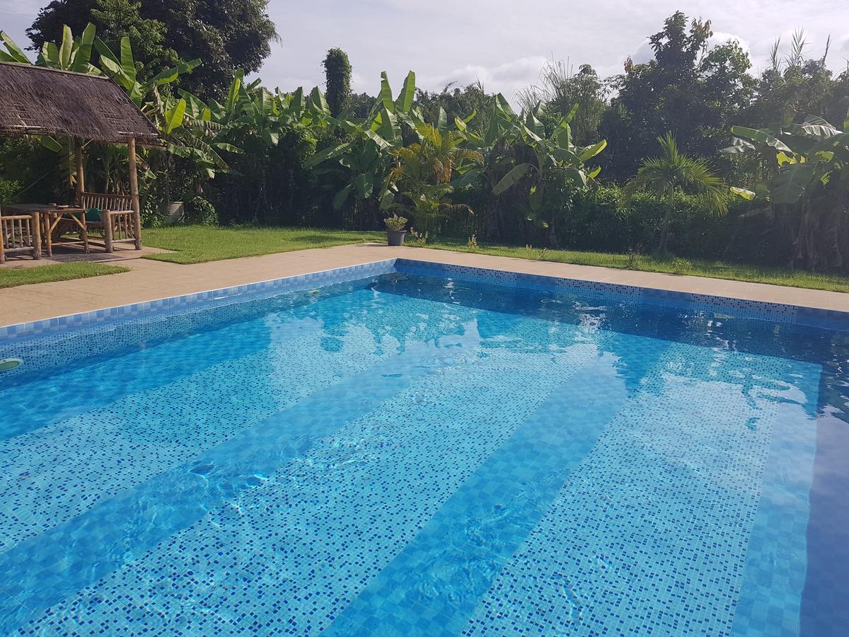 Smile Resort Mae Rim Bagian luar foto