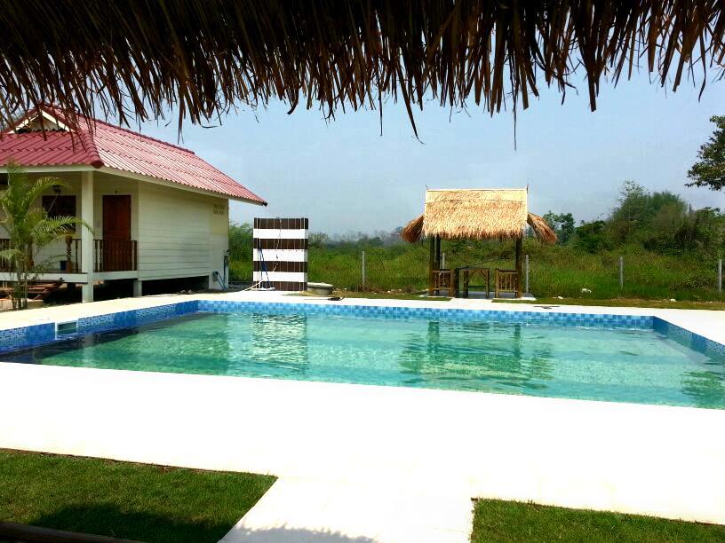 Smile Resort Mae Rim Bagian luar foto